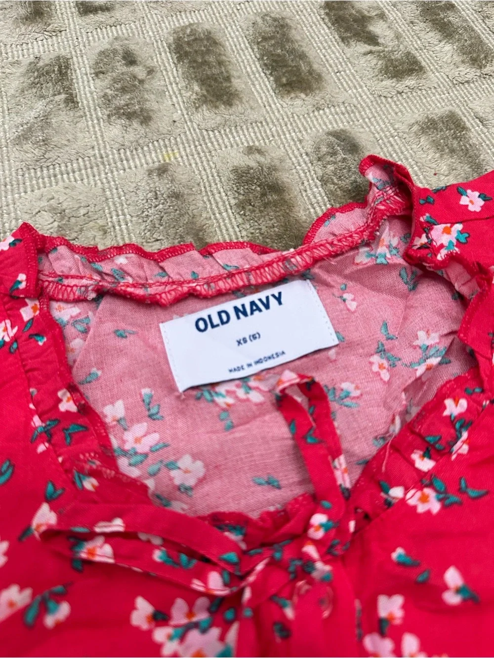 Old Navy Button Front Fit & Flare Dress Girls XS 5 Red Floral Puff Sleeve